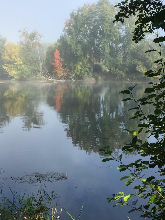 Le Moulin Du Bourg Ξενοδοχείο Epeigne-les-Bois Εξωτερικό φωτογραφία